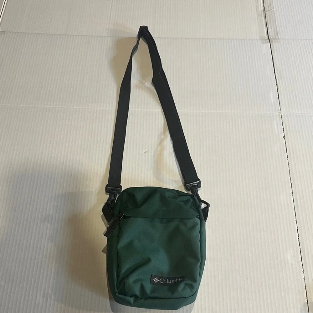 Columbia urban uplift side bag Green Black Adjustable Strap zipper inside pocket
